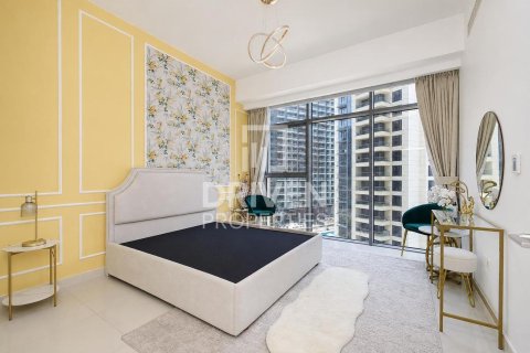 1 bedroom Apartment in BLVD Crescent, UAE No. 212598 10