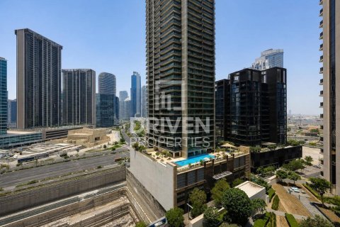 1 bedroom Apartment in BLVD Crescent, UAE No. 212598 14
