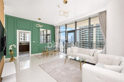 1 bedroom Apartment in BLVD Crescent, UAE No. 212598 3