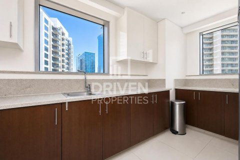 1 bedroom Apartment in BLVD Crescent, UAE No. 212598 7