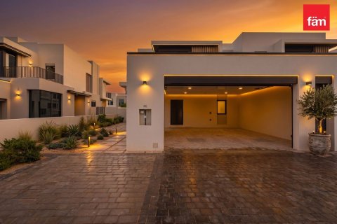 Townhouse de 4 dormitorios en Jebel Ali, UAE No. 205714 3