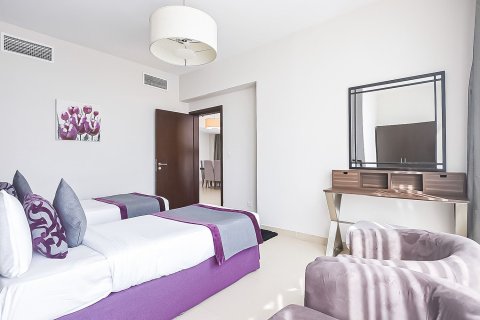 3 bedrooms Apartment in Sheikh Zayed Road, UAE No. 202304 24