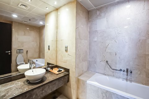 3 bedrooms Apartment in Sheikh Zayed Road, UAE No. 202304 18