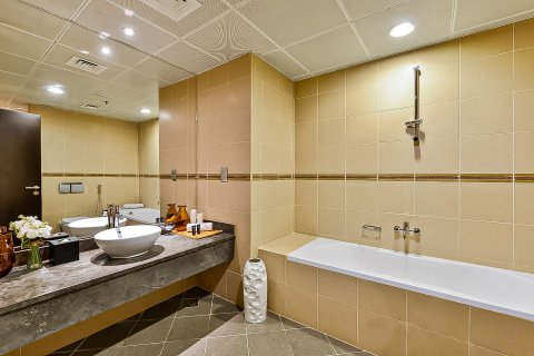 3 bedrooms Apartment in Sheikh Zayed Road, UAE No. 202304 27