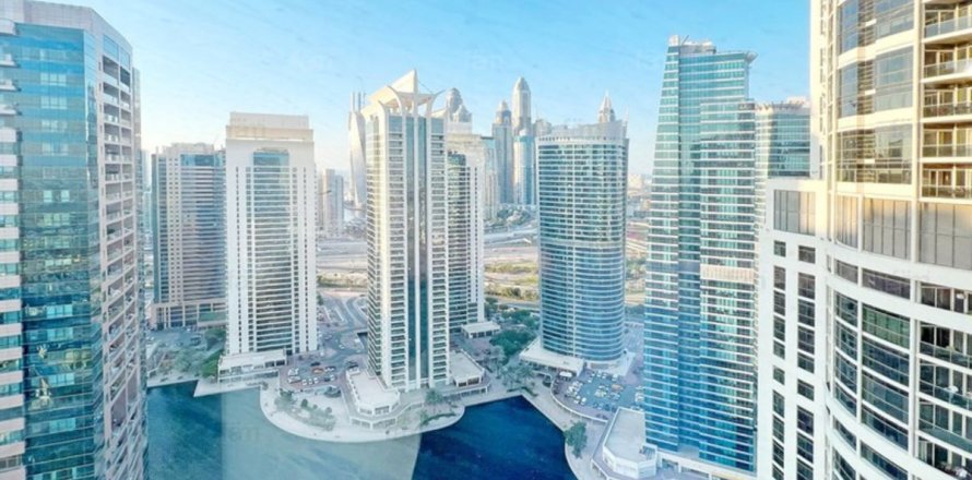 819.3m² Office in Dubai, UAE No. 117619