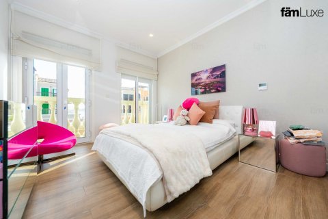 3 bedrooms Villa in Dubai, UAE No. 119801 17
