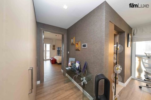3 bedrooms Villa in Dubai, UAE No. 119801 14