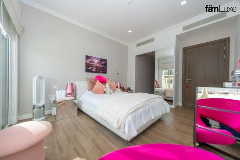3 bedrooms Villa in Dubai, UAE No. 119801 10