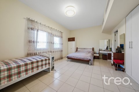 4 bedrooms Villa in Meadows, UAE No. 224975 14