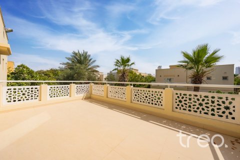 4 bedrooms Villa in Meadows, UAE No. 224975 13