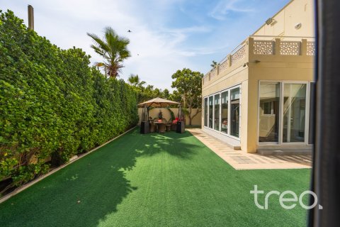 4 bedrooms Villa in Meadows, UAE No. 224975 19
