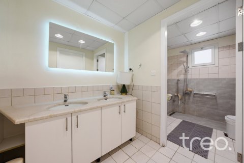 4 bedrooms Villa in Meadows, UAE No. 224975 15