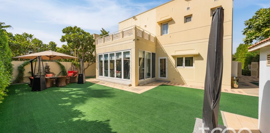 4 bedrooms Villa in Meadows, UAE No. 224975
