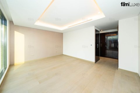 8 bedrooms Villa in Dubai, UAE No. 199414 10