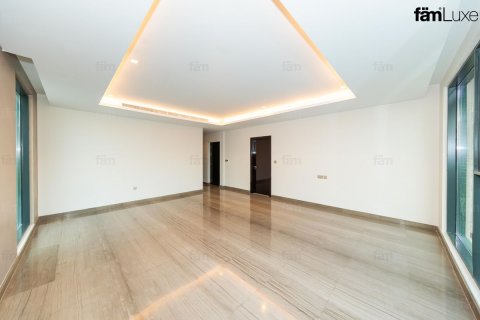 8 bedrooms Villa in Dubai, UAE No. 199414 12
