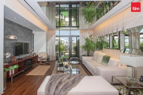 Villa de 4 dormitorios en Dubai, UAE No. 207886