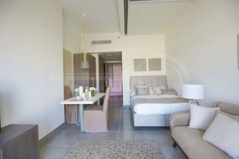 Apartment de 2 dormitorios en Masdar City, UAE No. 13267 6