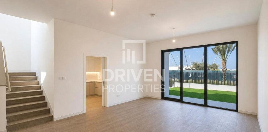 3 bedrooms Townhouse in Jebel Ali, UAE No. 212764
