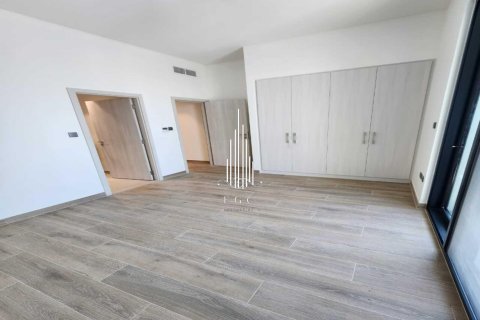 4 bedrooms Villa on the Yas Island, UAE No. 42081 12