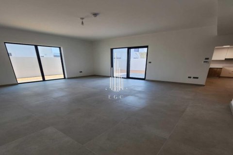 4 bedrooms Villa on the Yas Island, UAE No. 42081 11