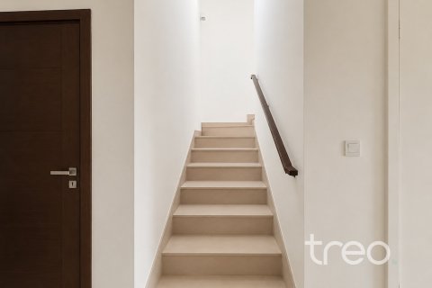 Villa de 3 chambres à EMAAR South, UAE No. 222799 6