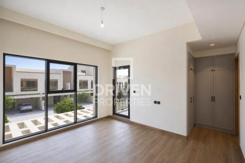Townhouse de 4 chambres à Damac Lagoons, UAE No. 215212 11