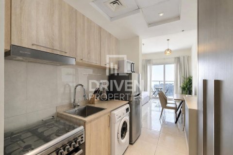 Studio Apartment in Business Bay, UAE No. 212099 10