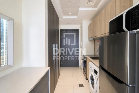 Studio Apartment in Business Bay, UAE No. 212099 12