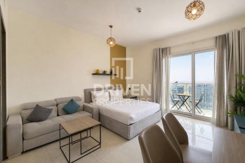 Studio Apartment in Business Bay, UAE No. 212099 4