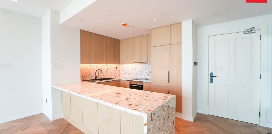 2 bedrooms Apartment in Al Barsha, UAE No. 216240