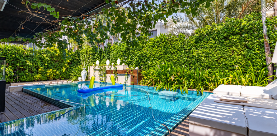 Villa de 4 chambres à Dubai Hills Estate, UAE No. 221194