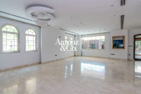 Villa de 4 dormitorios en Jumeirah Park, UAE No. 224342 5