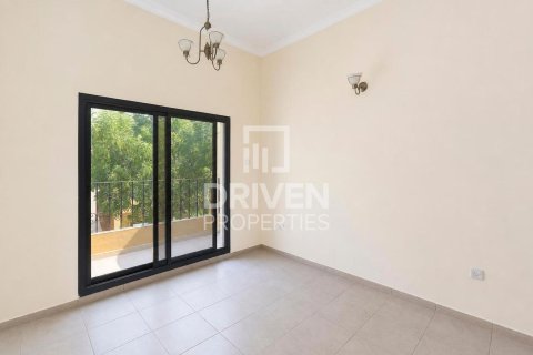 Вилла с 3 спальнями в Mirdif Villas, ОАЭ №218691 10