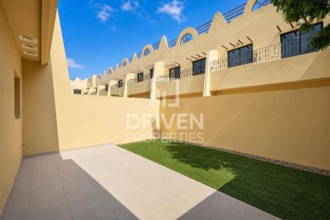 Вилла с 3 спальнями в Mirdif Villas, ОАЭ №218691 18