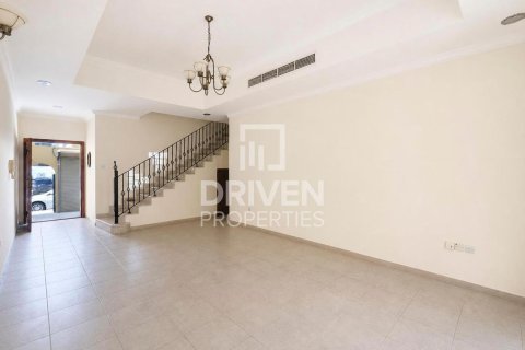Вилла с 3 спальнями в Mirdif Villas, ОАЭ №218691 3