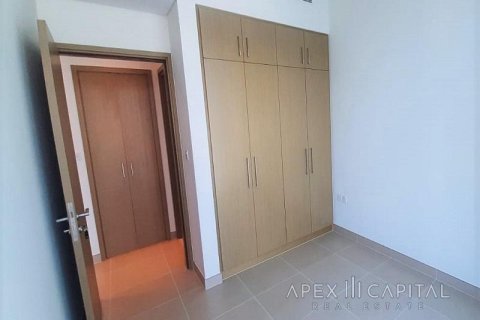 3 bedrooms Apartment in 5242, UAE No. 5690 9