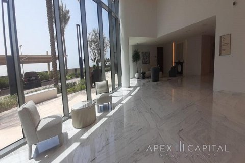 3 bedrooms Apartment in 5242, UAE No. 5690 12