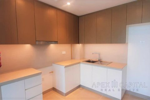3 bedrooms Apartment in 5242, UAE No. 5690 8