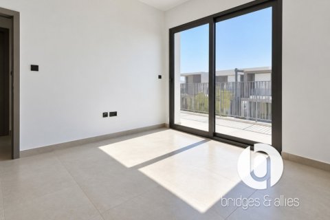 Вилла с 3 спальнями в Tilal Al Ghaf, ОАЭ №224352 12