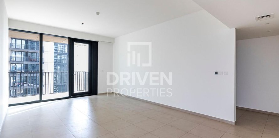 2 bedrooms Apartment in BLVD Heights, UAE No. 212323