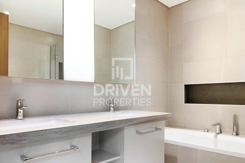 2 bedrooms Apartment in BLVD Heights, UAE No. 212323 16