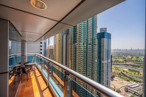 Квартира с 1 спальней в Princess Tower, ОАЭ №195455