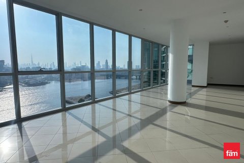 4 bedrooms Apartment in Dubai, UAE No. 215999 15