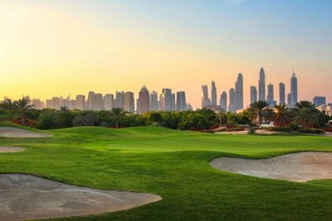 341398.95مربع، قطعة أرض في Emirates Hills, الإمارات العربية المتحدة رقم 3926 5