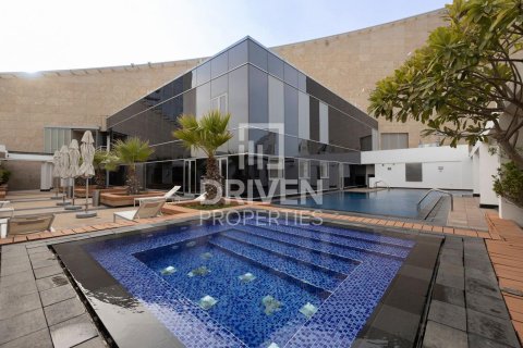 Studio Apartment in DIFC, UAE No. 212668 20