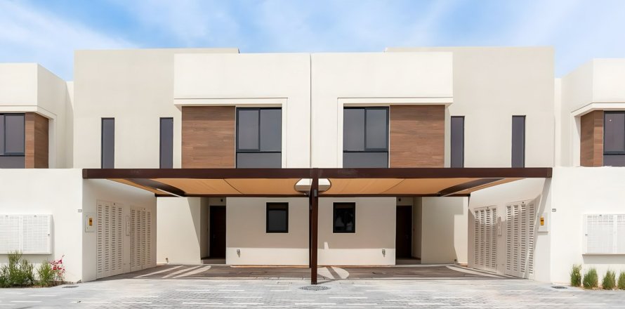 Townhouse de 3 dormitorios en  Yas Island, UAE No. 223476