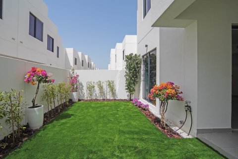 Townhouse de 3 dormitorios en  Yas Island, UAE No. 223476 3