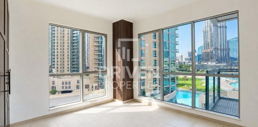 Apartment de 3 dormitorios en The Residences, UAE No. 223042
