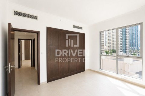 Apartment de 3 dormitorios en The Residences, UAE No. 223042 10