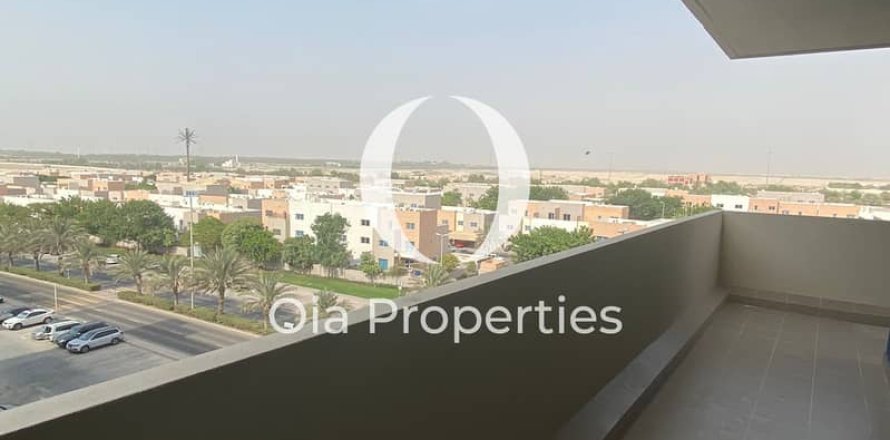 Квартира с 3 спальнями в Al Reef, ОАЭ №172363